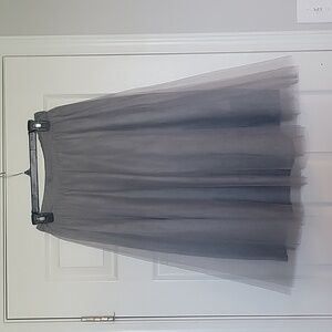 Lauren Conrad Grey Tulle Midi Skirt Size Small